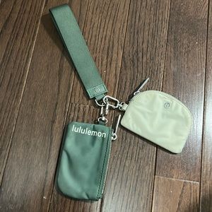 Lululemon dual pouch wristlet in excellent condition